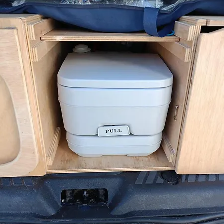 Kemp Ford Transit Custom Camper